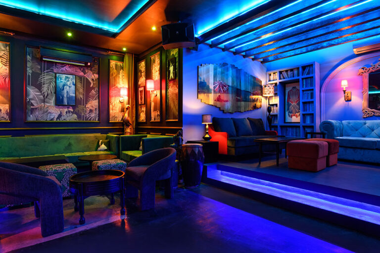 Club Lounge in Ubud, The Blue Door Bali